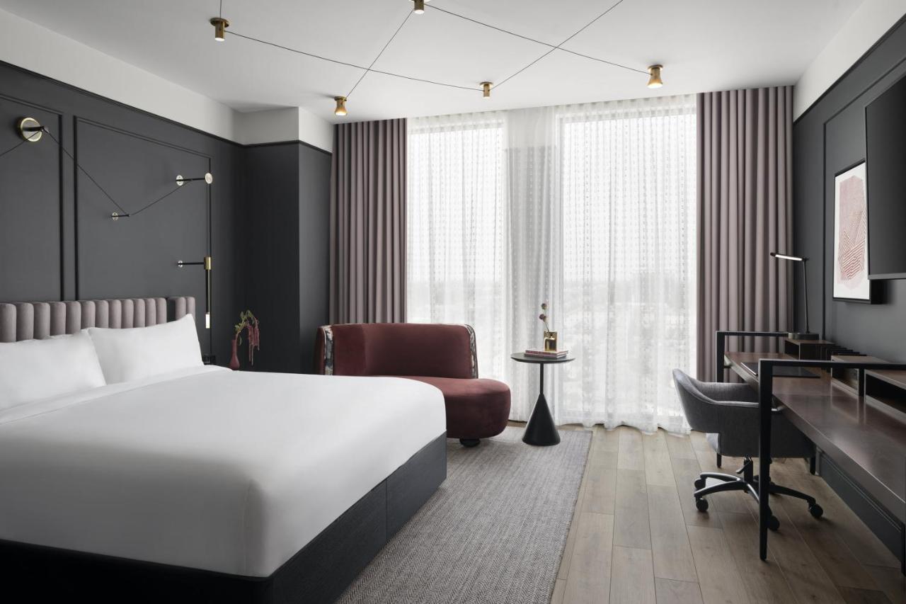 Renaissance Milwaukee West Hotel Wauwatosa Eksteriør billede