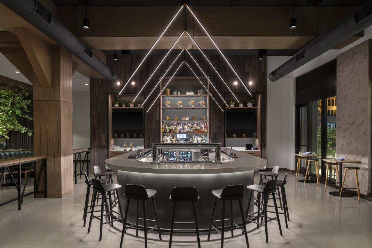 Renaissance Milwaukee West Hotel Wauwatosa Eksteriør billede
